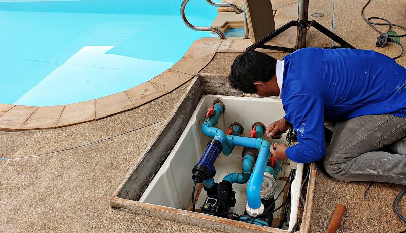 Pool Maintenance Companies
